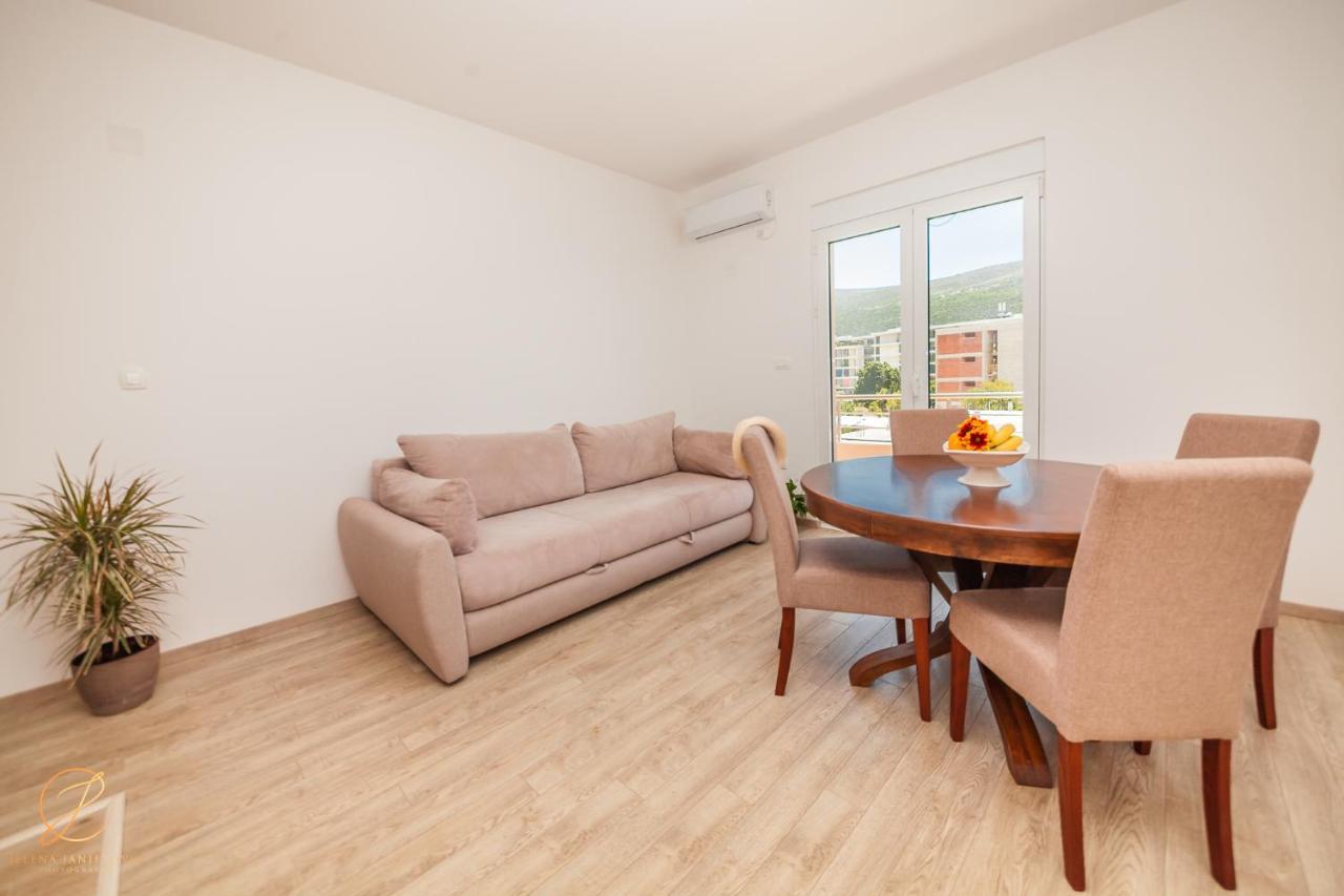 Apartments Ruzmarin 赫尔采格诺维 外观 照片