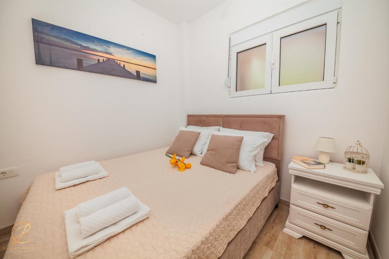 Apartments Ruzmarin 赫尔采格诺维 外观 照片